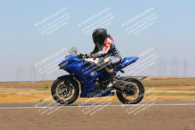 media/Aug-11-2023-CRA (Fri) [[7d2b09f7fc]]/D Group/Session 3 (Wheelie Bump)/
